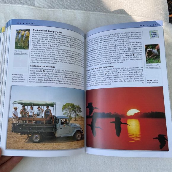 Insight Guides - South America Guidebook Travel Book - Picture 9 of 13